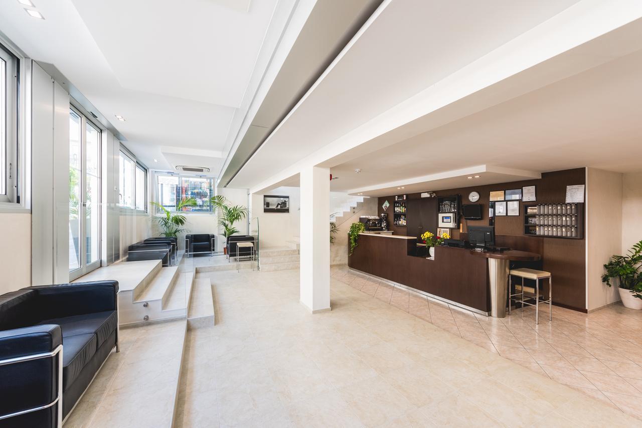 Hotel Romina Rimini Extérieur photo